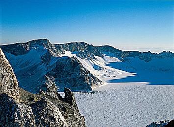 国产动作游戏《十二影》实机演示 Boss白娘子美艳动人